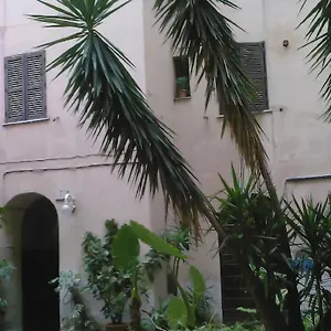 2* Casa de hóspedes Roma Prince Inn Accommodation