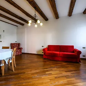 Red Fashion Appartement