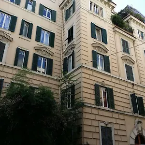Bed & Breakfast La Breccia A Porta Pia